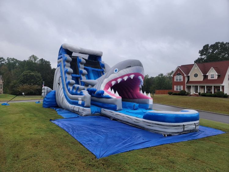 jaws attack wet/dry slide