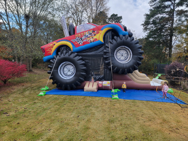 Bounce house combos wet/dry